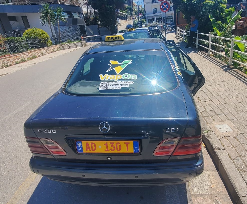 Taxi Saranda Albania